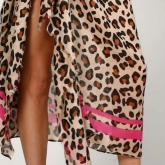 PINK LEOPARD YOUR WAY SCARF - Picture 3 of 5